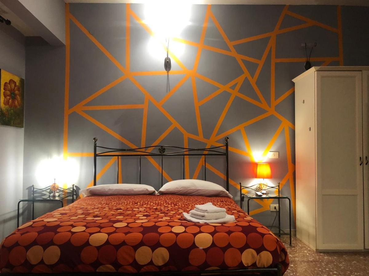 La Donna Garbata Bed & Breakfast Рим Екстериор снимка