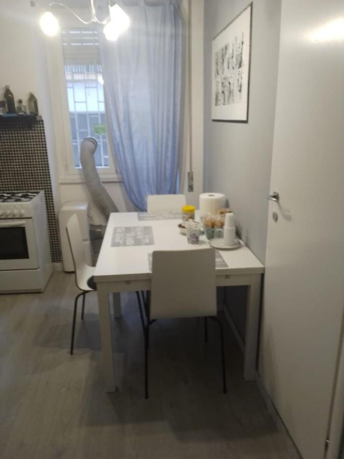 La Donna Garbata Bed & Breakfast Рим Екстериор снимка