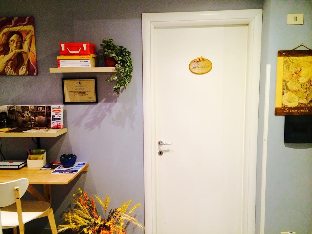 La Donna Garbata Bed & Breakfast Рим Стая снимка